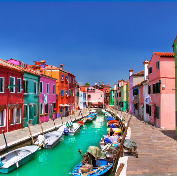 Lagoon Cruise and Meal in Burano