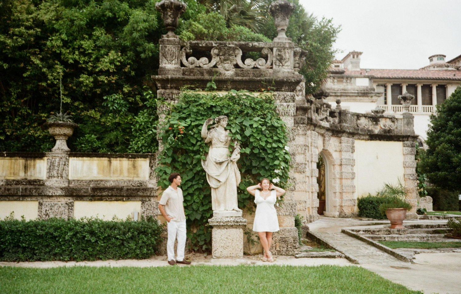 The Wedding Website of Genevieve Schneemann and Andy Corpus