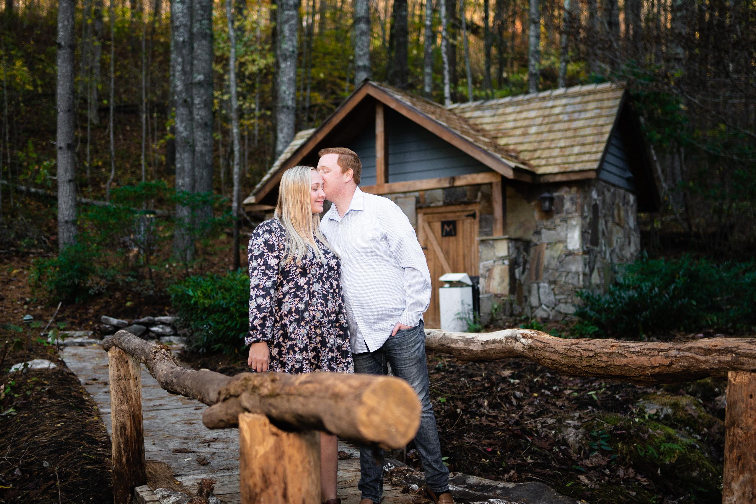 The Wedding Website of Sara Pressley and Coleman Leopard