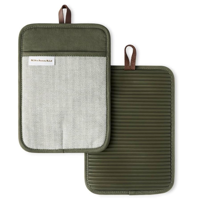 KITCHENAID® Evergreen Design Series Herringbone Ribbed Soft Silicone Pot Holders 2-Pack Set, Heat Resistant up to 500°F, Flexible & Waterproof, Deep Forest Green, 7"x10"