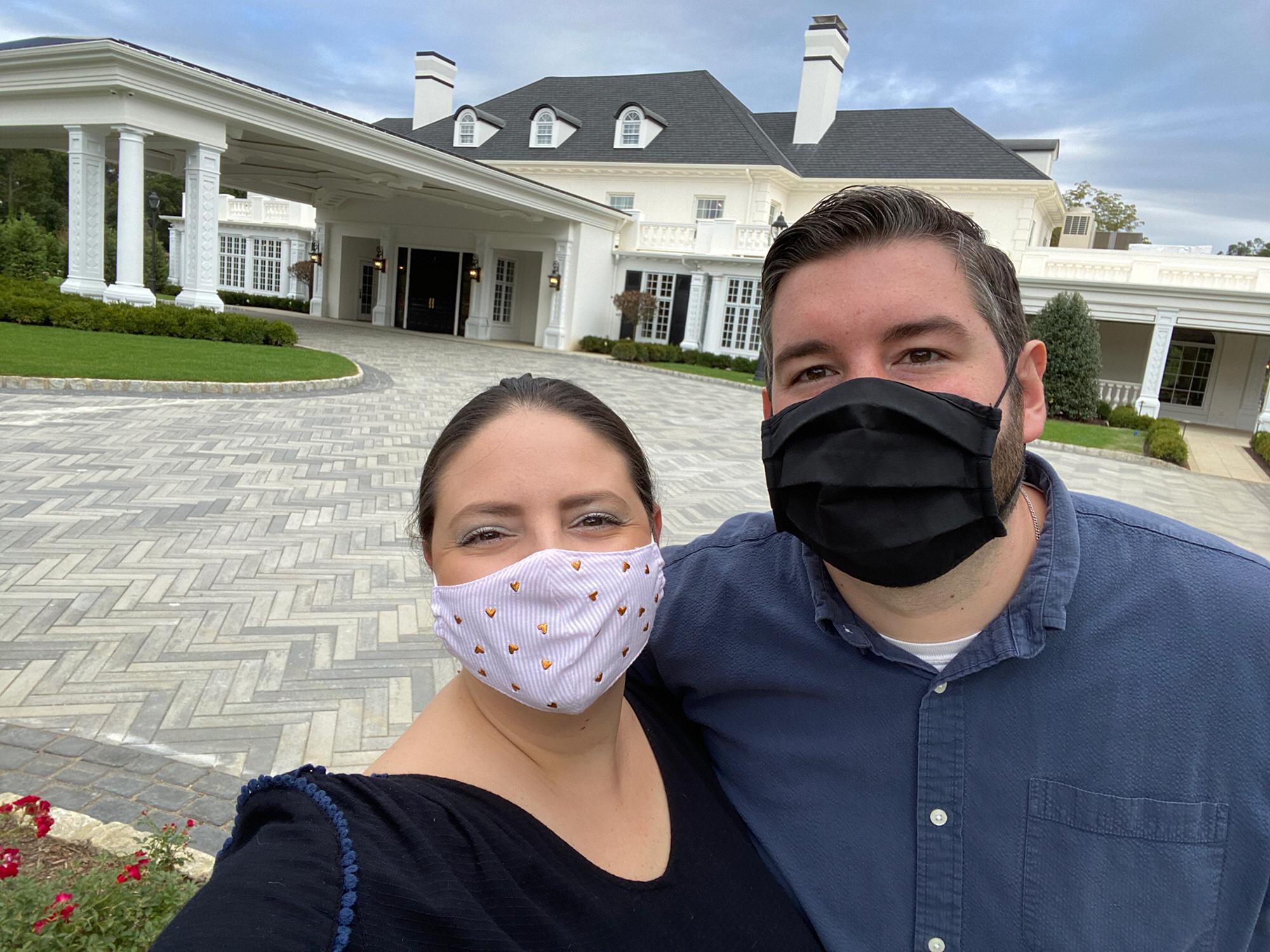 Sign of the times 💒😷