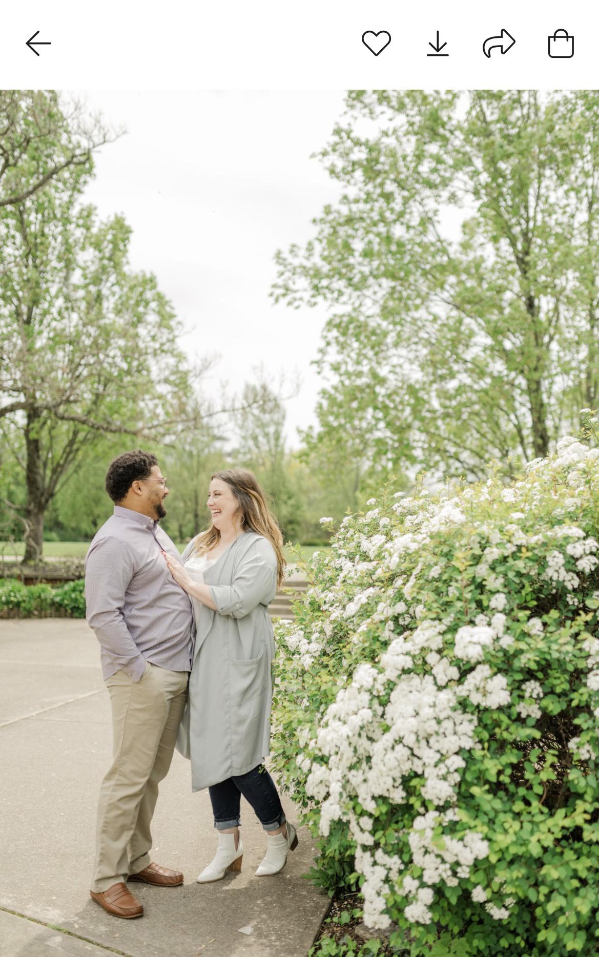 Engagement photos at Ault Park in Cincinnati