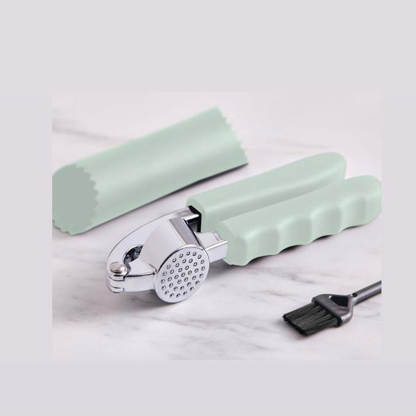 GORILLA GRIP Garlic Press and Peel Set, Heavy Duty Mincer Tool, Easily Mince and Crush Garlics, Ginger, Nuts, Seeds, Large Ergonomic Handle, Peeler Included, Peeling Cloves, Kitchen Gadgets, Mint