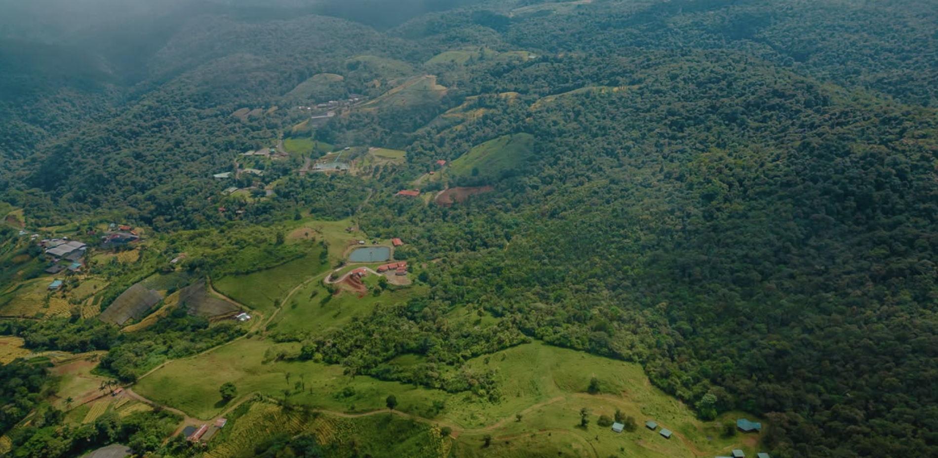 The Wedding Website of Amy Huerta and Diego Zuñiga