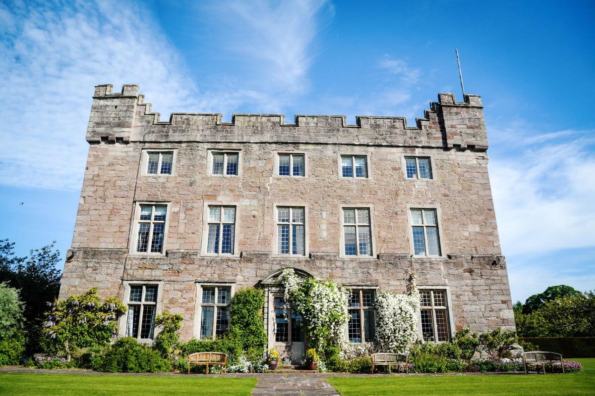 The Wedding Website of Claire Thwaites and Oliver Shorthouse