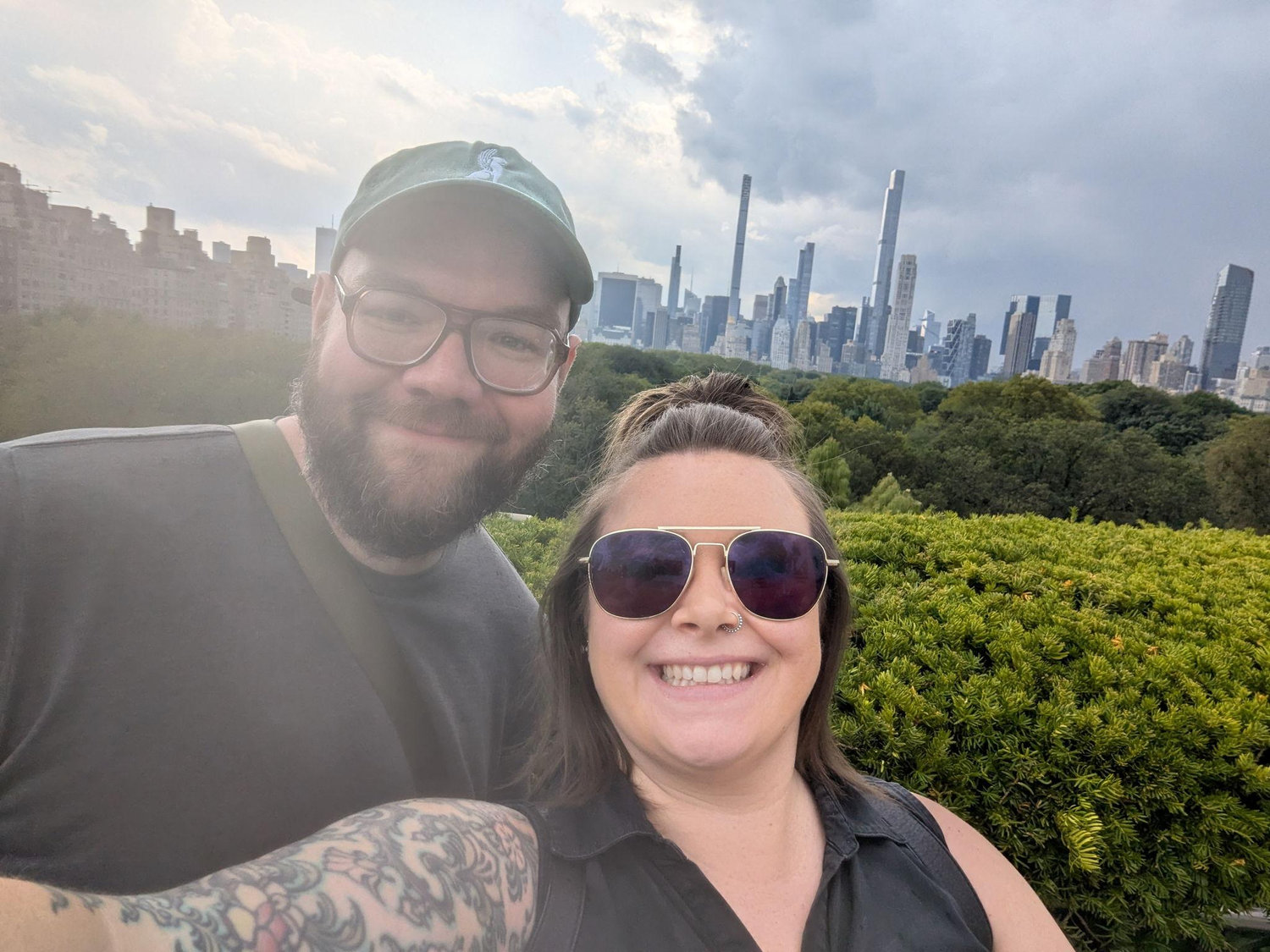 The Wedding Website of Lindsey Quinnies and Theo Krueger