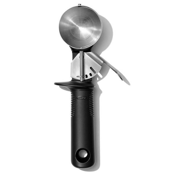 OXO Good Grips Classic Ice Cream Scoop,Black