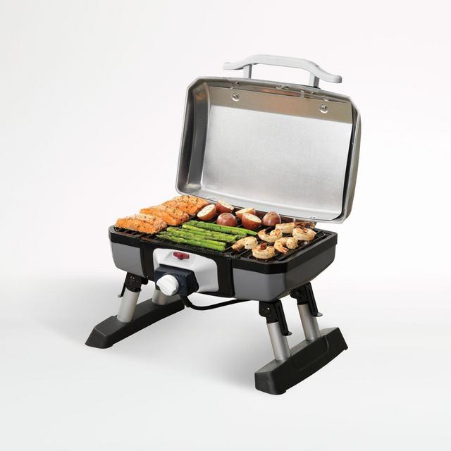 Cuisinart ® Outdoor Tabletop Grill