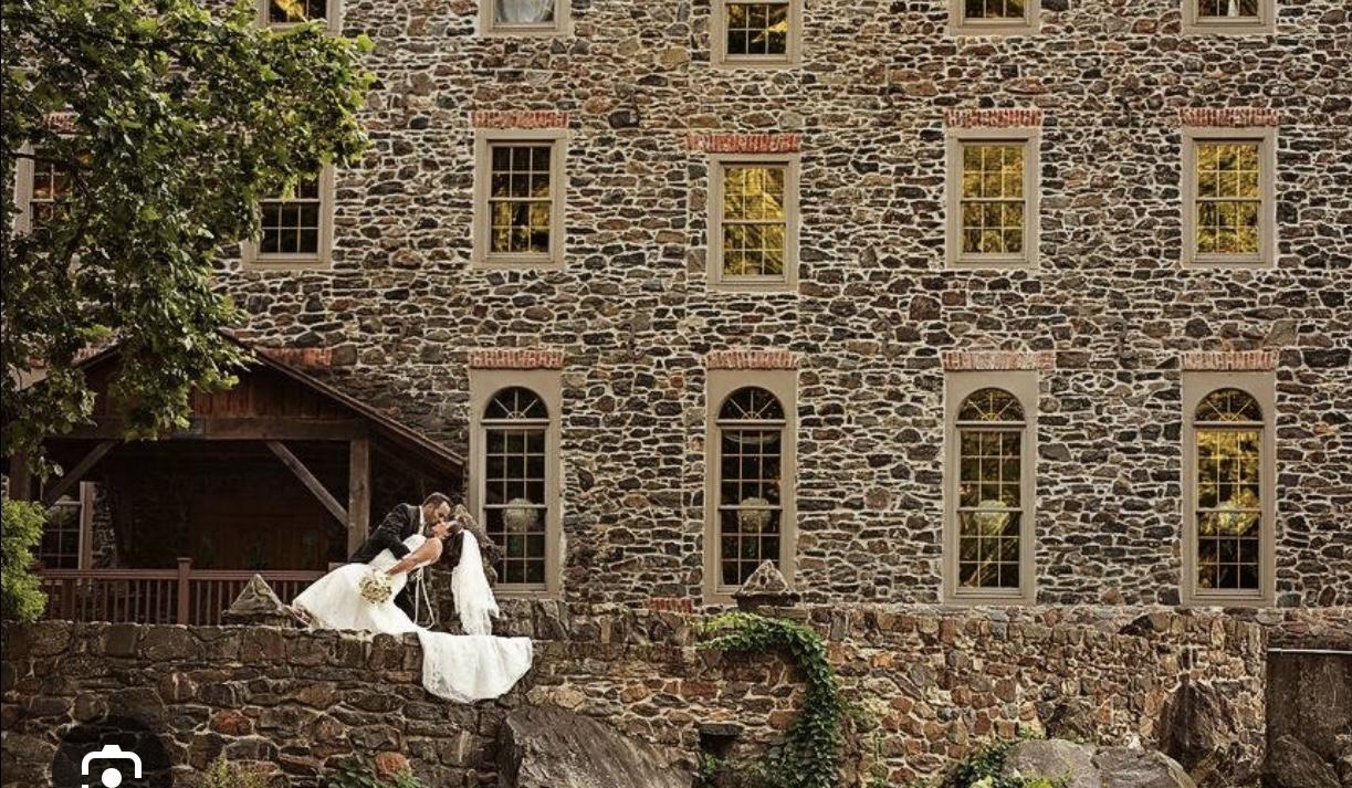 The Wedding Website of Katherine Wall and Cameron Bradley