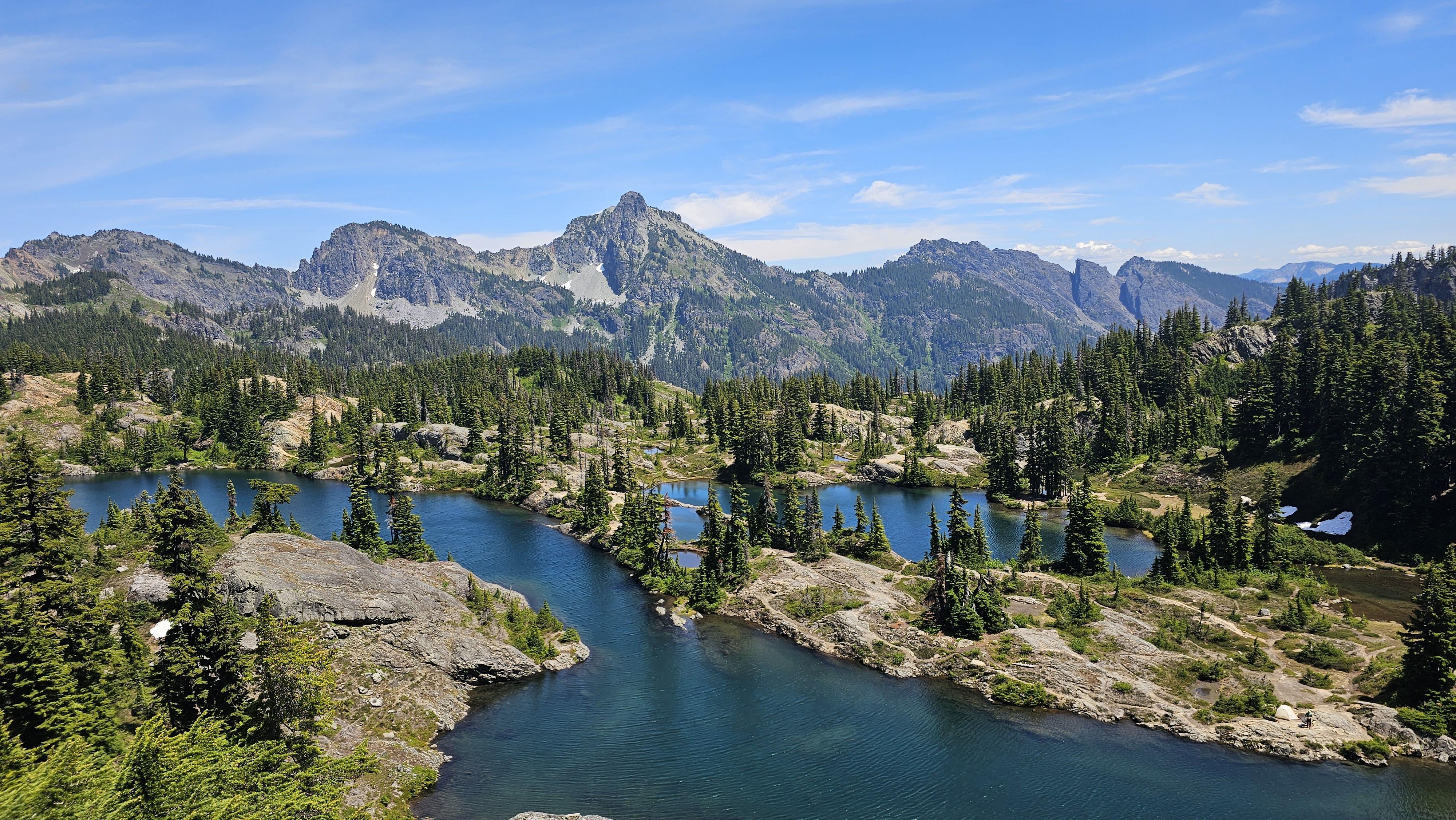 0936b41c-6335-44f5-8bcf-ba879ff5f900