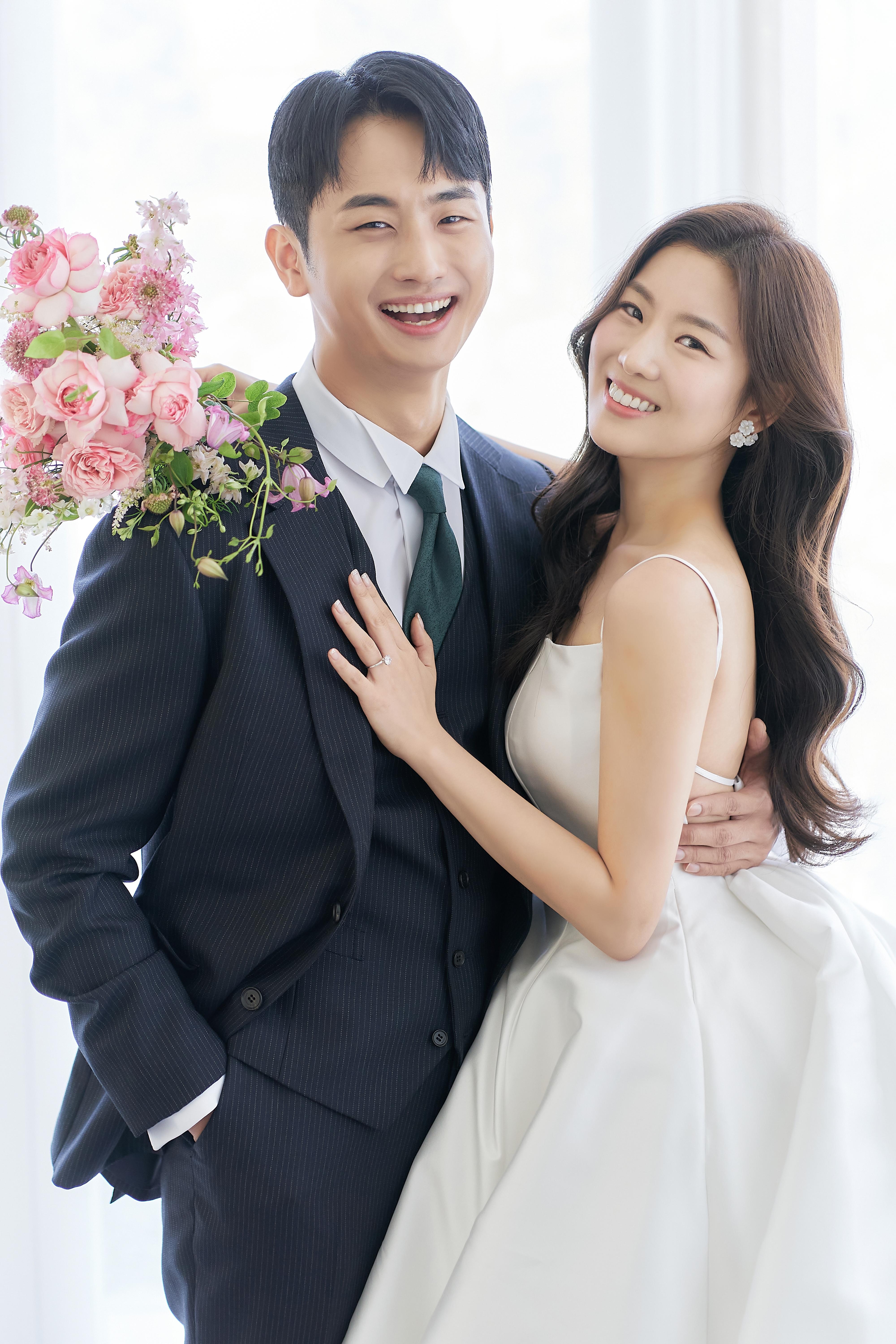 The Wedding Website of Seungju Kwak and Sarah Park