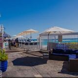 Benny's On The Beach - Pier