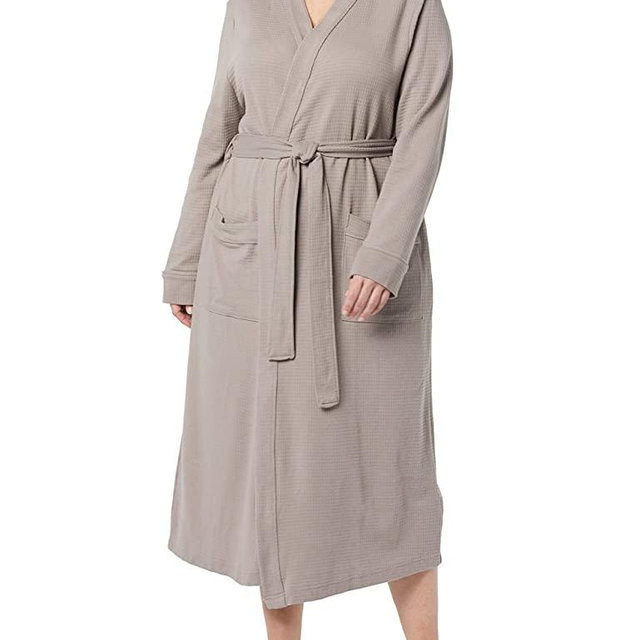Amazon Essentials Women's Lightweight Waffle Full-Length Robe (Available in Plus Size)