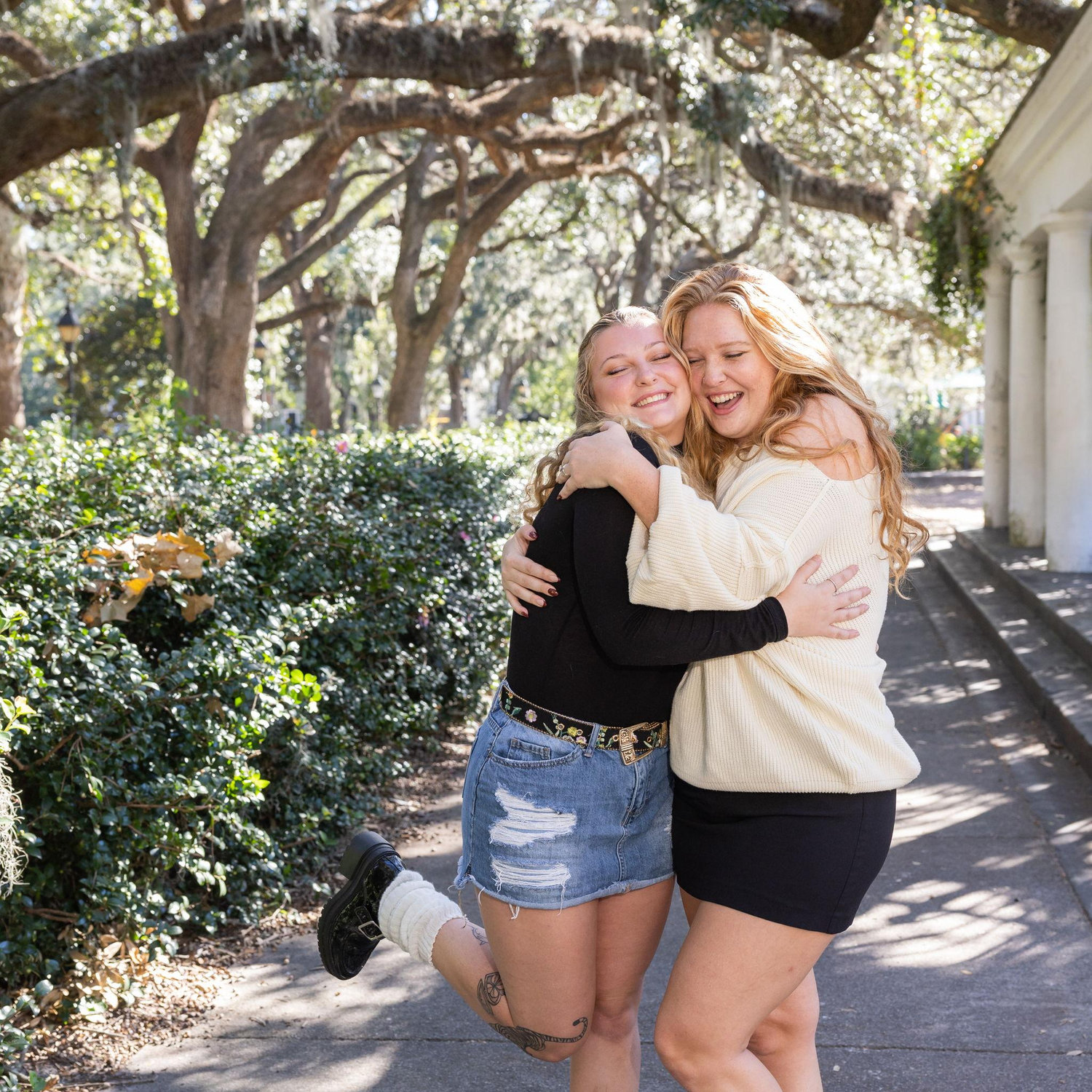 Sister squeeze after the question was popped!