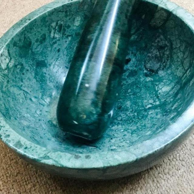 Mortar and pestle set- 7" Green Granite