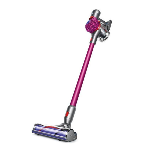 V7 Motorhead Cordless Bagless Stick VacuumBy Dyson