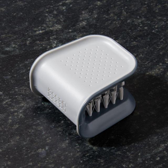 Joseph Joseph ® BladeBrush ™ Knife Cleaner