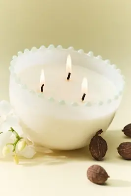 Dotted Rim Fresh White Tonka & Santal Glass Candle