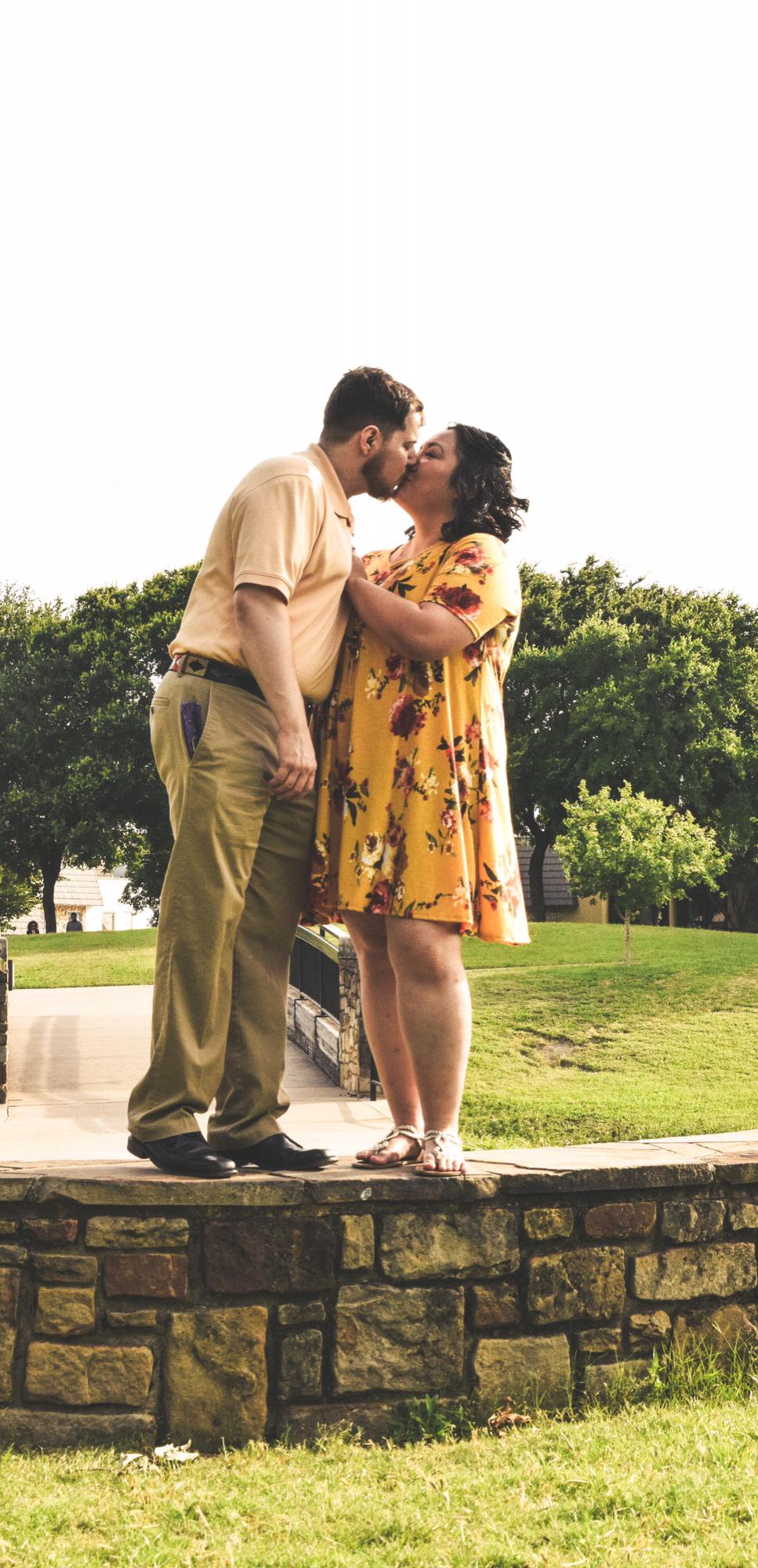 Engagement Photos at Cottonwood Park
Richardson, TX | May 26, 2019