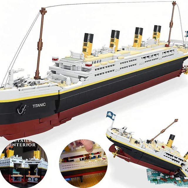 BIDIUTOY Titanic Model Kit -2022 Pieces Large Titanic Ship Building Blocks Set, STEM Educational 3D Puzzle Toys Gifts for Kids and Adults, Ideal Collectible Display Architecture for Home& Office Decor
