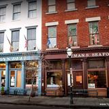 Hyman's Seafood