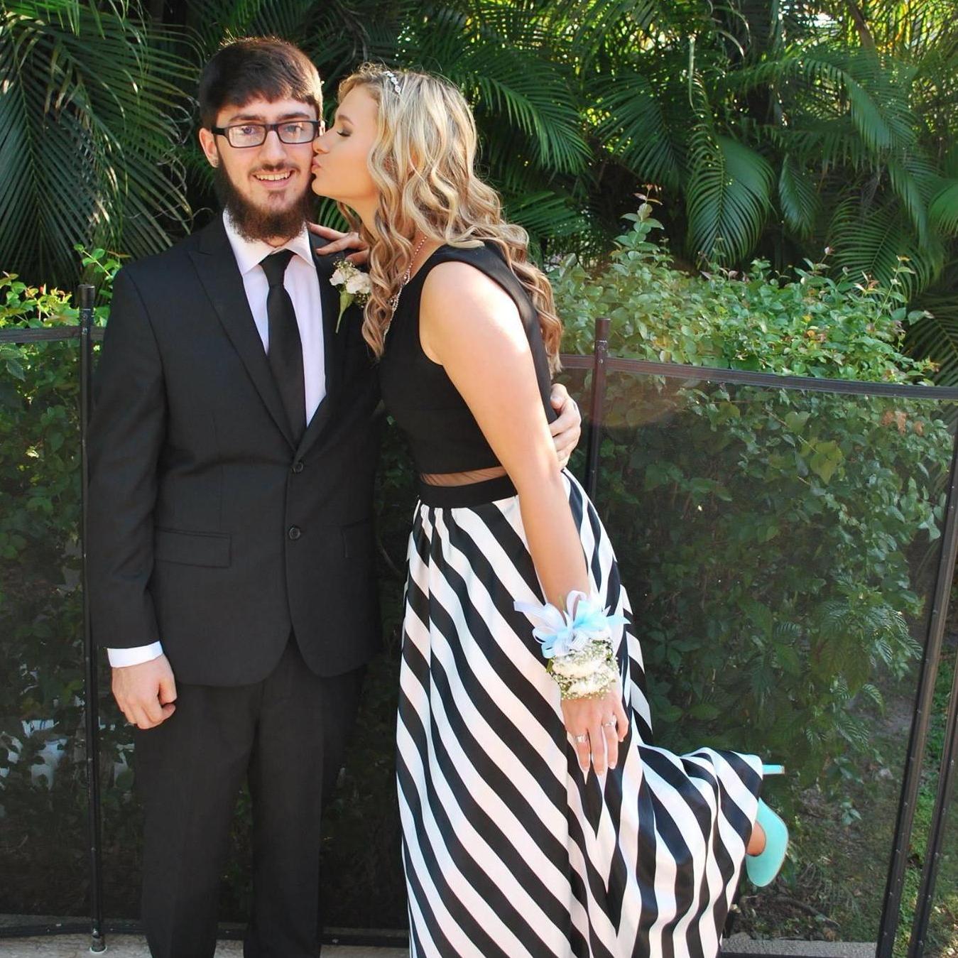 Prom!
