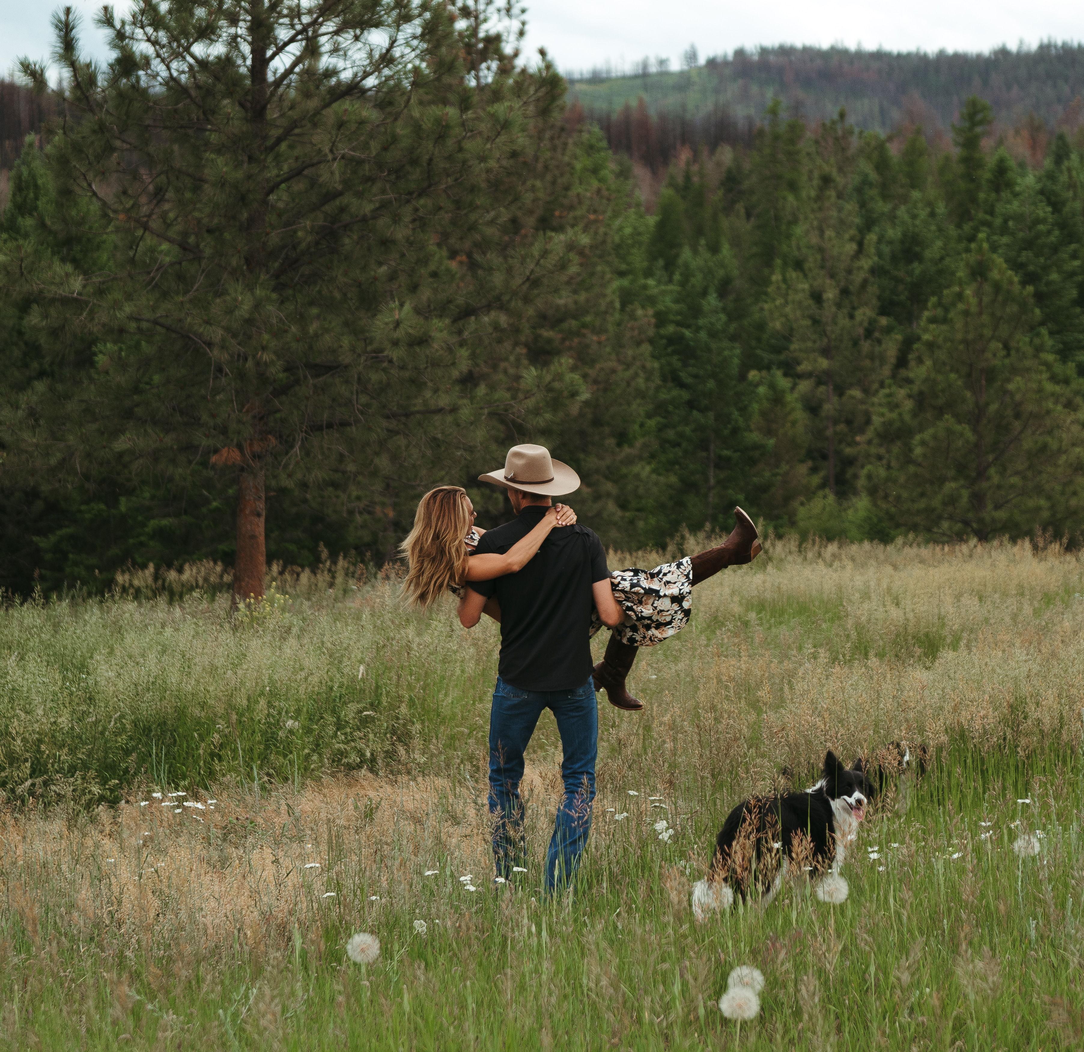 The Wedding Website of Maria Jessie Lovely and Mathew Marvin Daggett