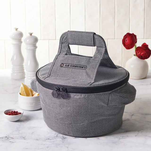 Le Creuset Round Dutch Oven Tote Bag