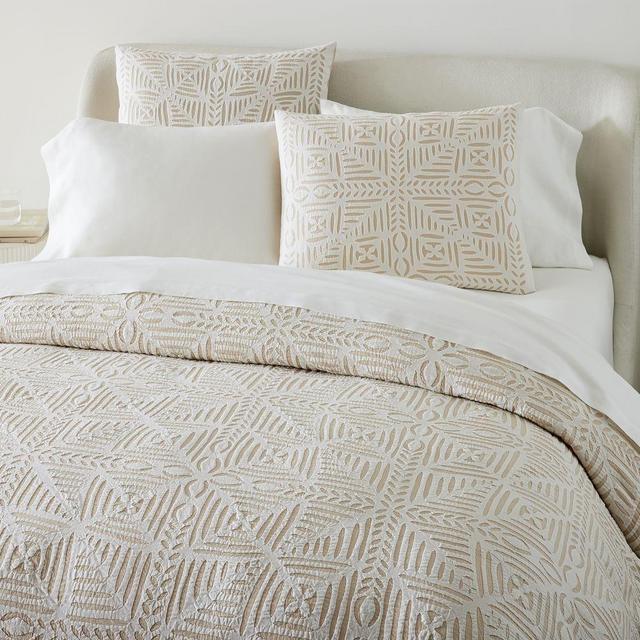 Reverse Applique Duvet Cover and Sham Set, Full/Queen, Sand