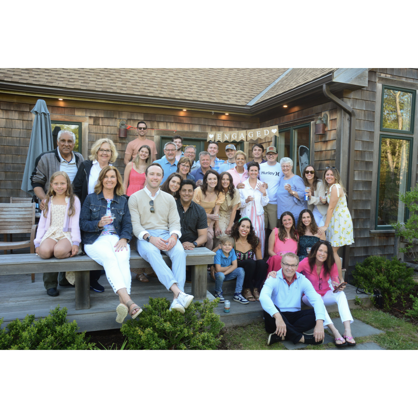 The party people who were there on the day of the engagement in Martha's Vineyard 