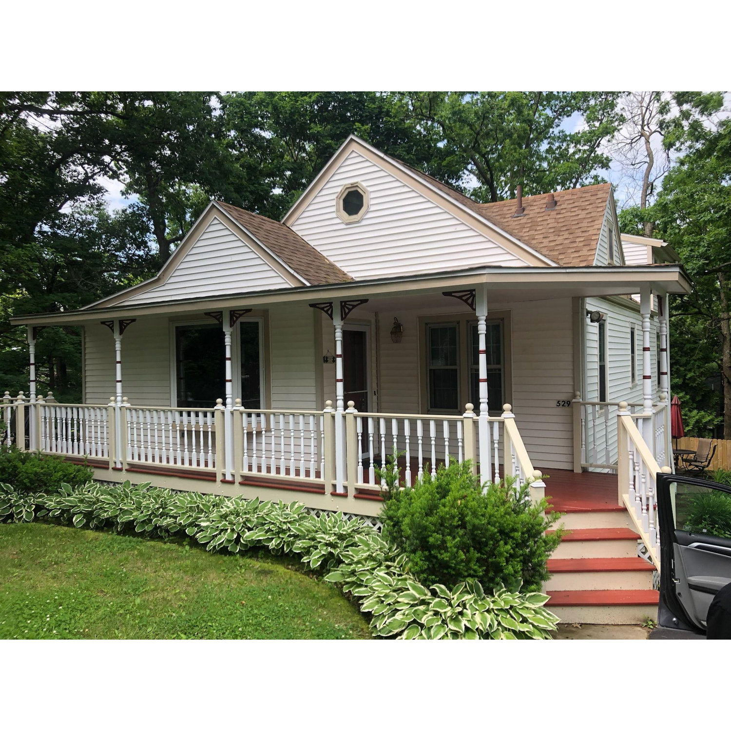 "Oakwood Trail" Lake House