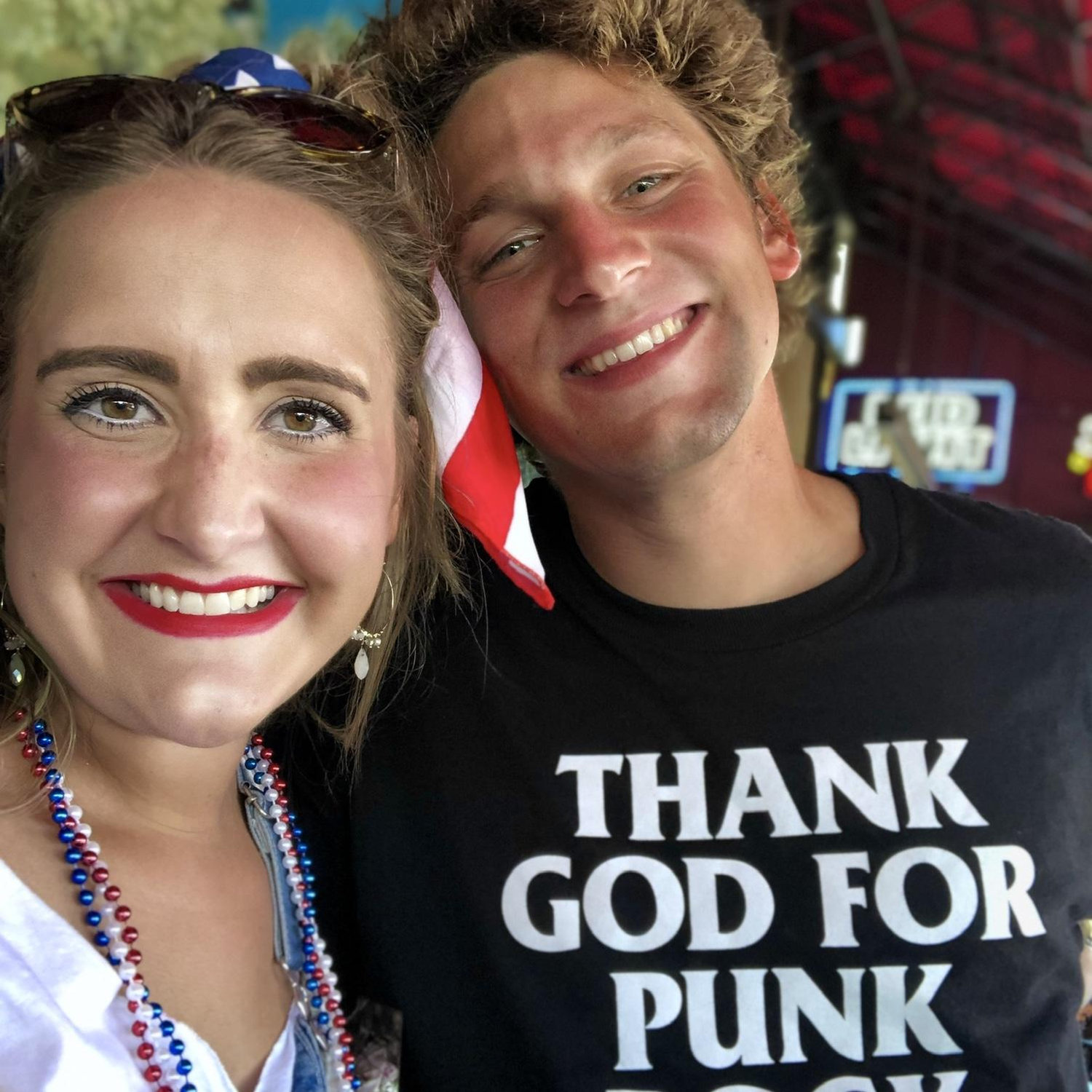 ❤️🤍💙