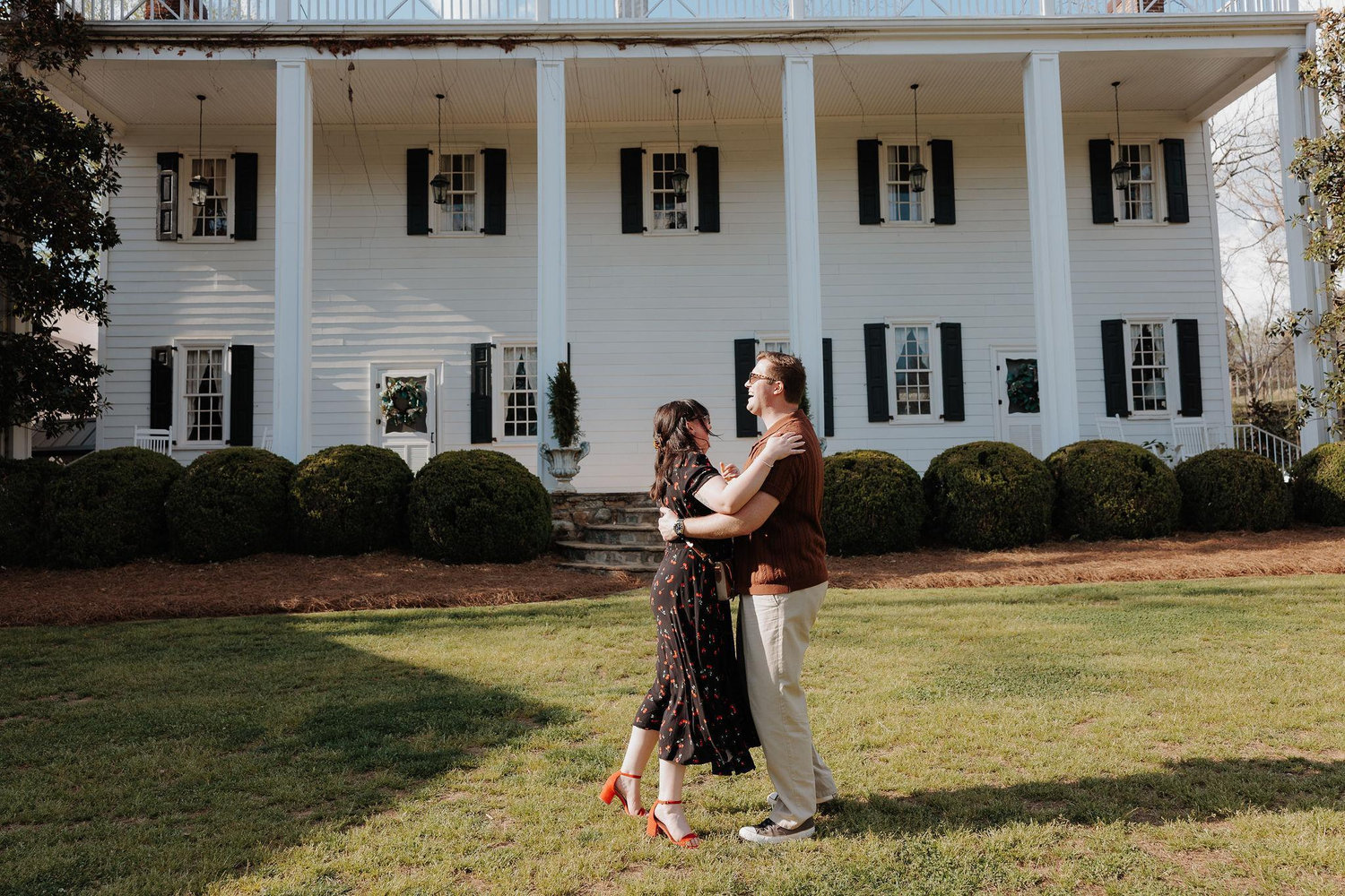 The Wedding Website of Taylor McKinney and Neil Olney