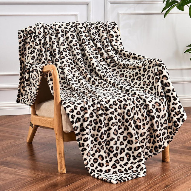 Edenleaf Leopard Print Blanket Fleece Throw for Bed Sofa Travel and Camping, Super Soft Cozy Fluffy Plush Cheetah Print Blanket for All Seasons 50"x60" (Cream)