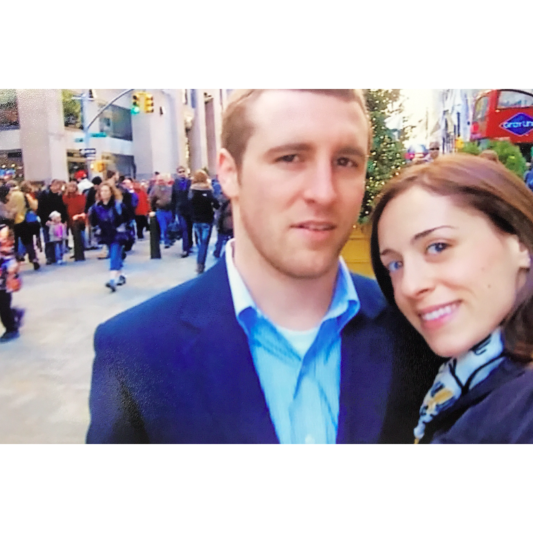 Forever a country boy, Alex is shown here in the Big Apple aside Rachel near the 2012 Rockefeller Center Christmas Tree ✨