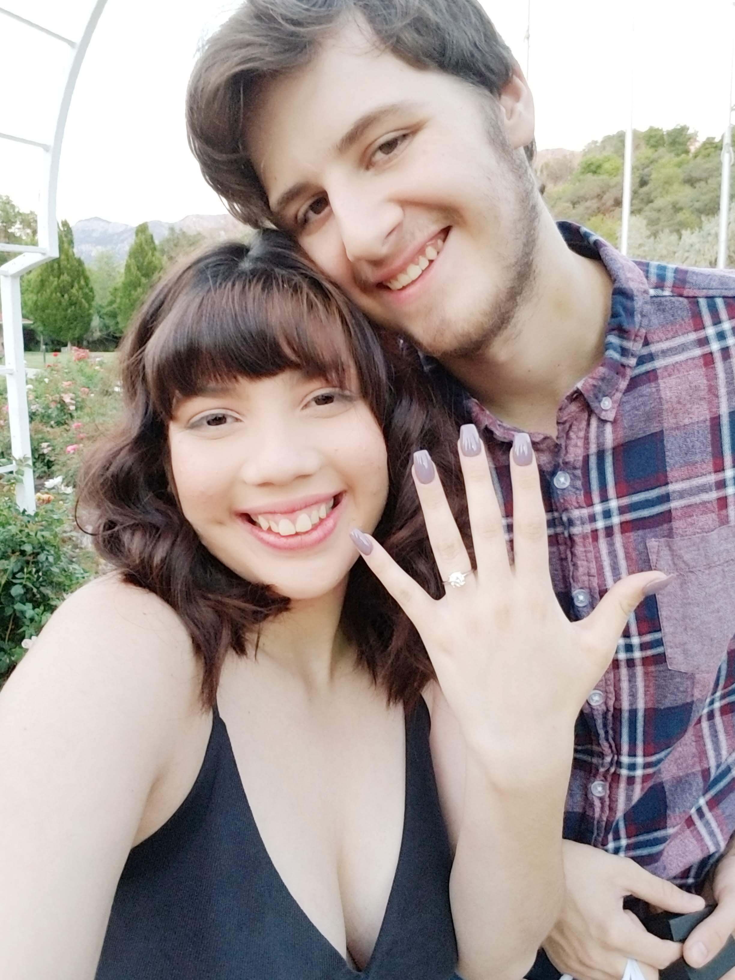 The Wedding Website of Lilliana Ulloa and Hayden Jackson