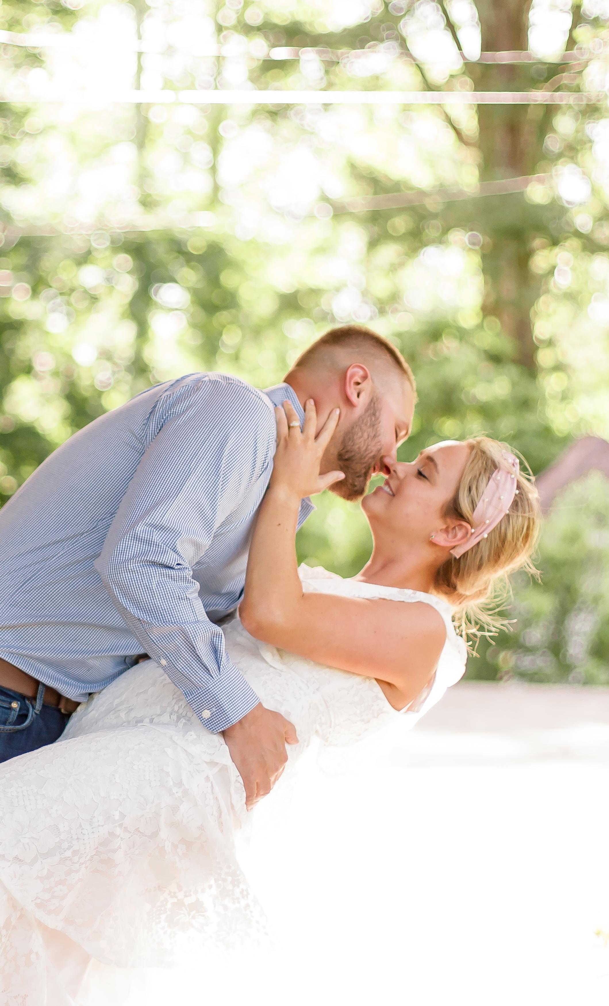 The Wedding Website of Jesse Meyers and Rachel Bullard