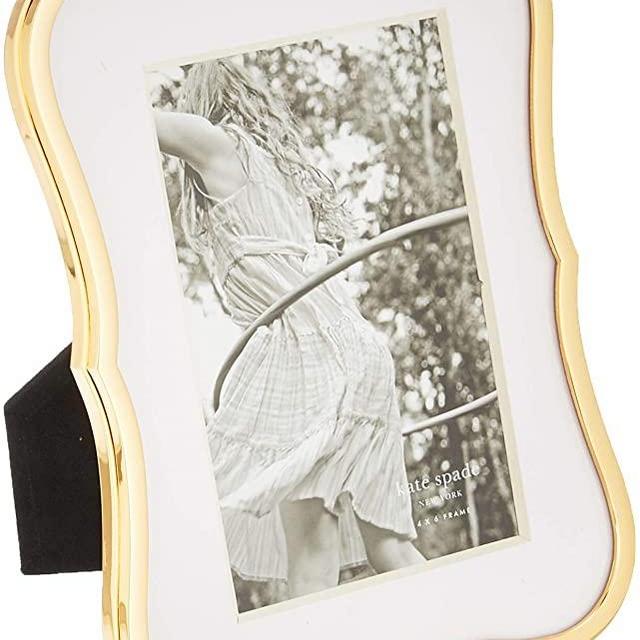 Kate Spade Crown Point Gold 4" x 6" Frame, 1.25 LB, Metallic