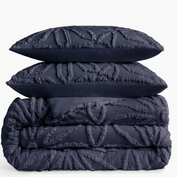 Chenille Medallion Duvet & Sham Set (color: Indigo)