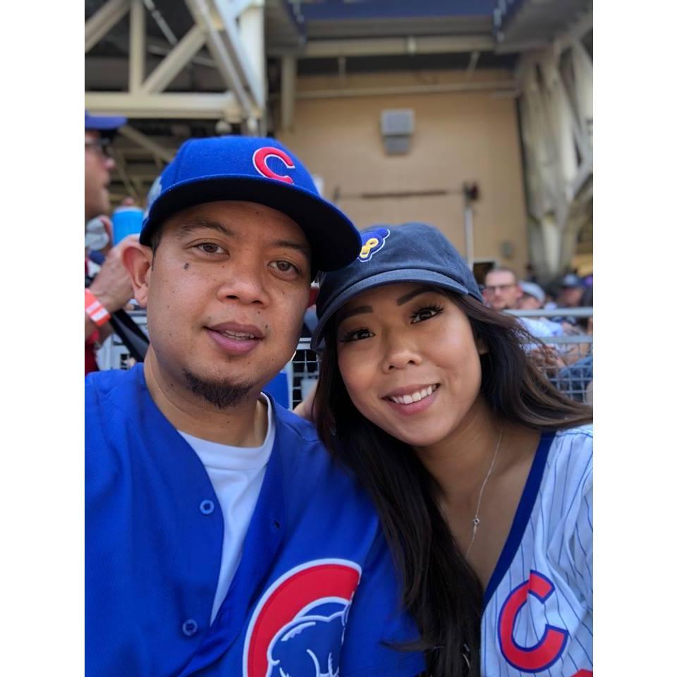 A couple of Cubs fans