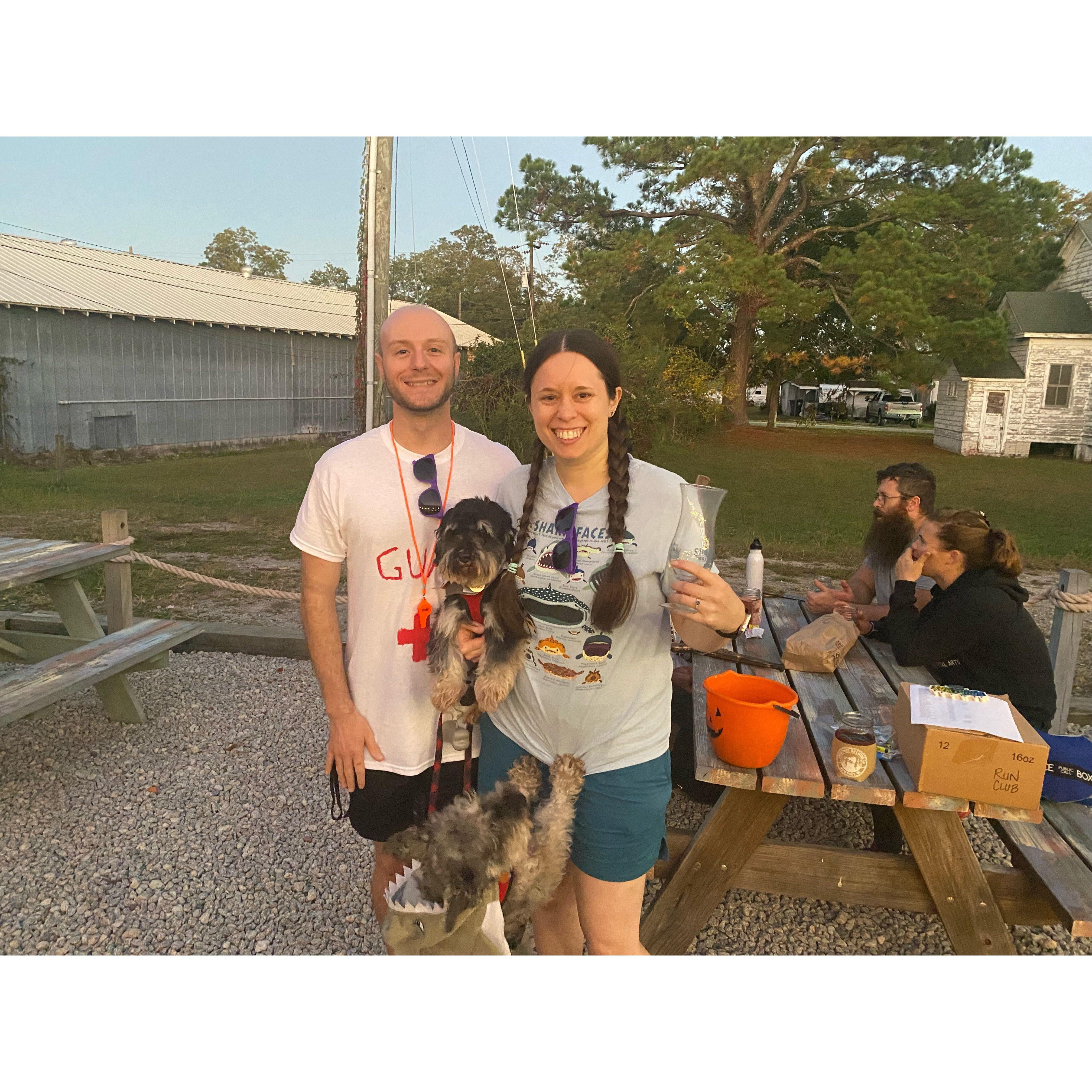 2023
Our regular appearance at run club with the schnauzers.