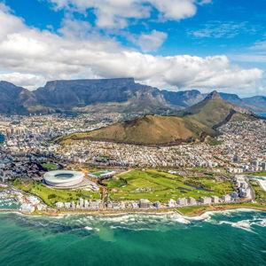 Honeymoon Cape Town Private Day Tour, Dinner, and Table Mountain Excursion