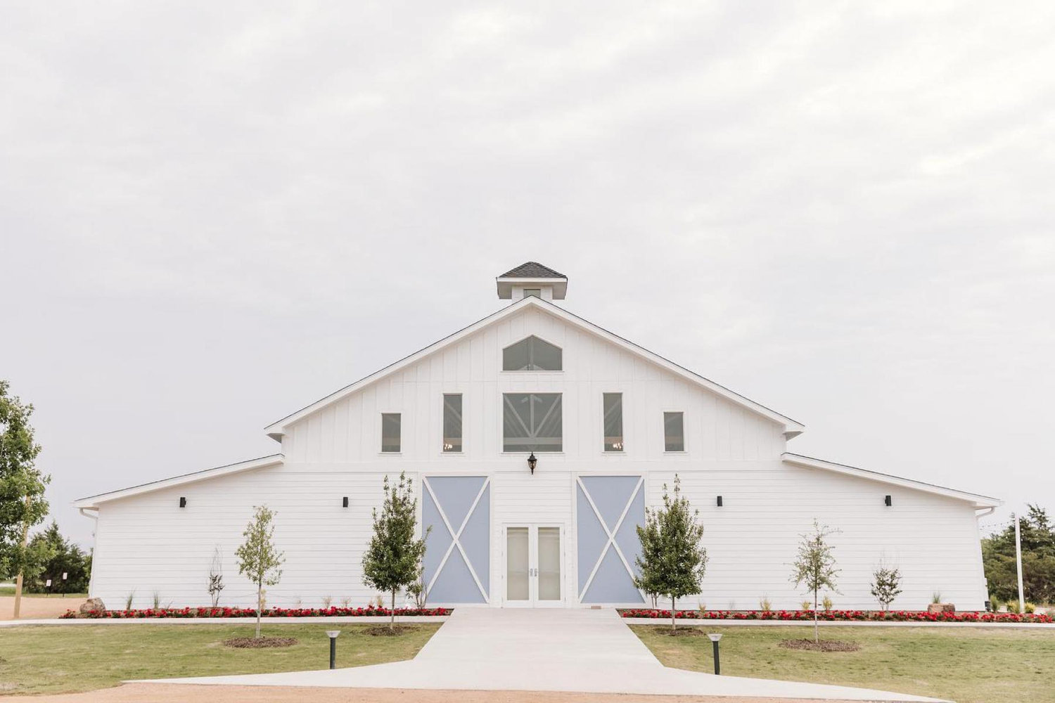 The Wedding Website of Erica Courtney and Luke Courtney