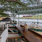 Ski Shores Cafe