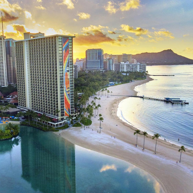 Honeymoon Resort Stay at the Hilton Hawaiian Village