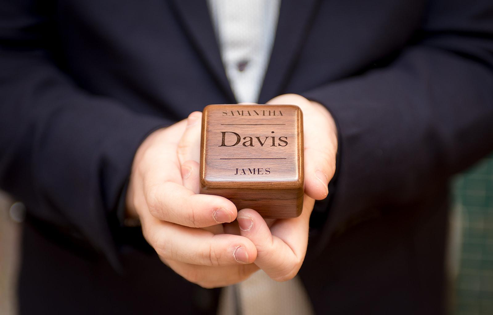 The Wedding Website of Samantha Sievert and James Davis Jr.