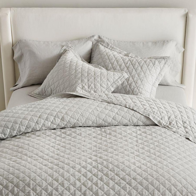 Belgian Flax Linen Diamond Quilt, Soft Gray, King/Cal. King