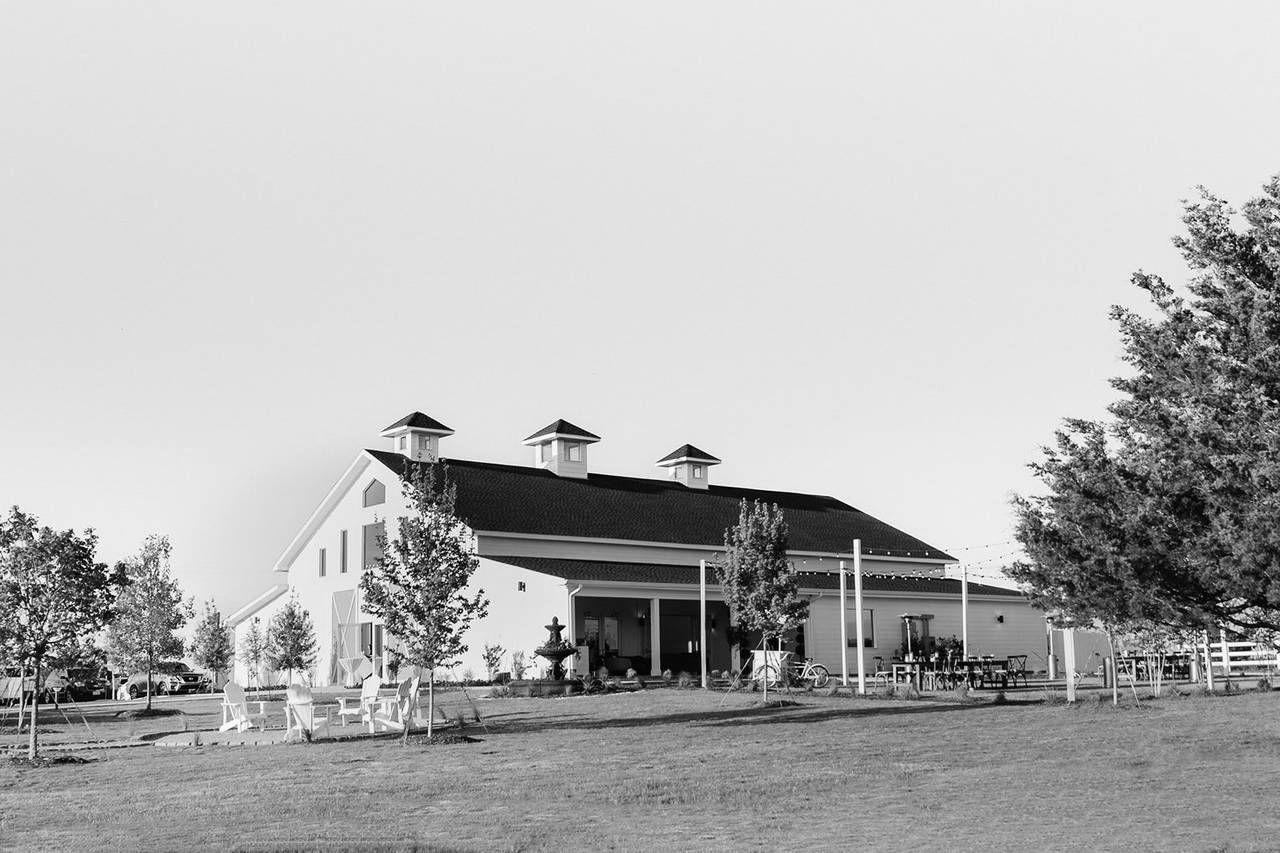 The Wedding Website of Berklee Renae Huff and Justin Don Weaver