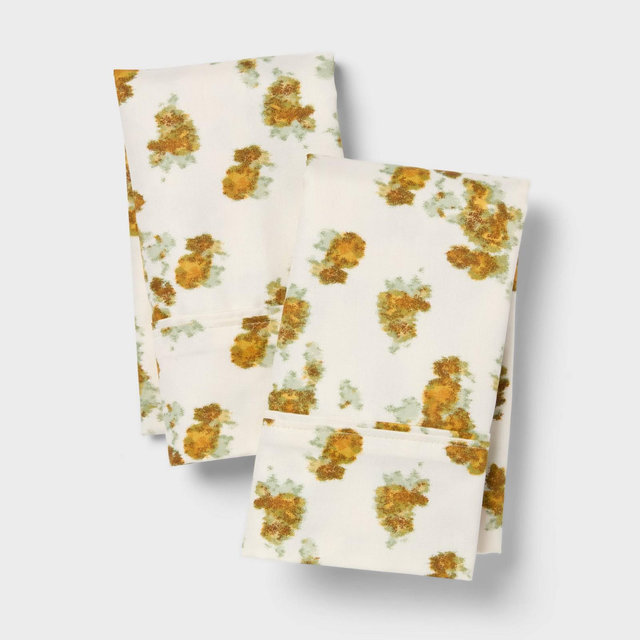 King 400 Thread Count Performance Pillowcase Gold Blurred Floral - Threshold™