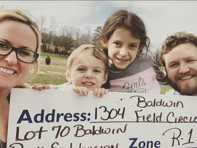 09f2c964-aa38-4ce8-bf16-d49aff2586e1